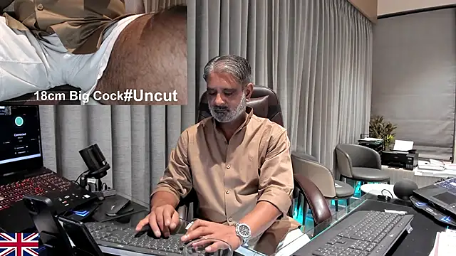 OnlineBossUK 现场XXX聊天