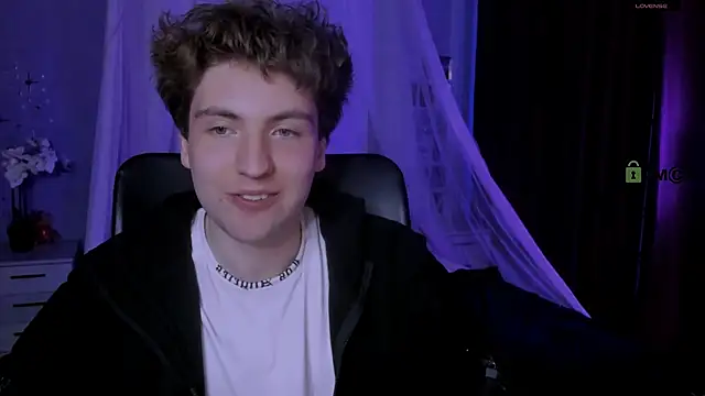 joseph_bear_'s Live XXX Chat