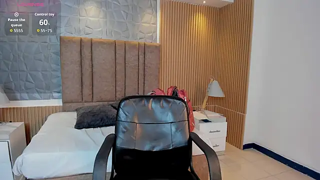 kimbrownn Adlı Modelin Canlı XXX Sohbeti