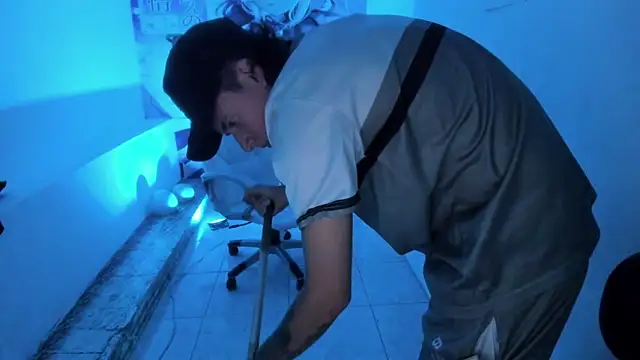 FrannBoy Pertunjukan Webcam