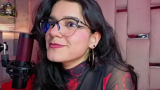 ValerieKay_ Adlı Modelin Canlı XXX Sohbeti