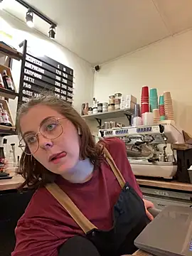 XXX chat uživo modela cinnabon_