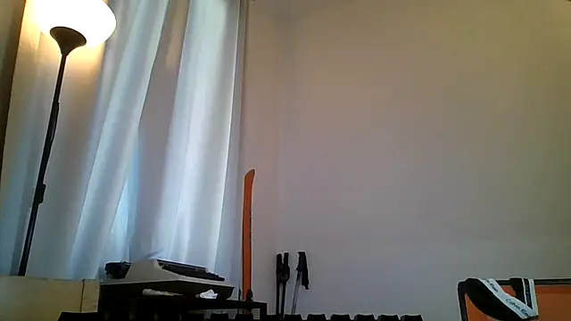 butterChicken069 Show in webcam