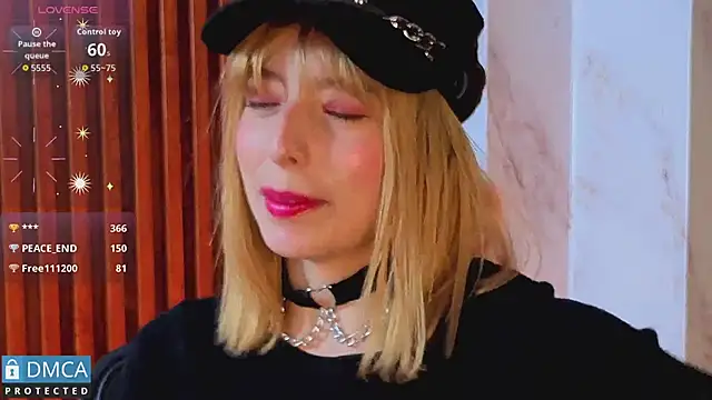 แชท XXX สดของ nena_cupcake_