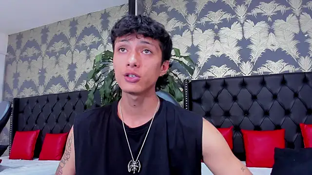 Lean_Portman 라이브 XXX 채팅