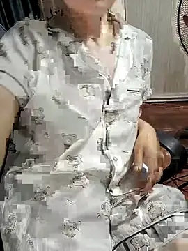 Chat XXX en directo de Cherry_Le02