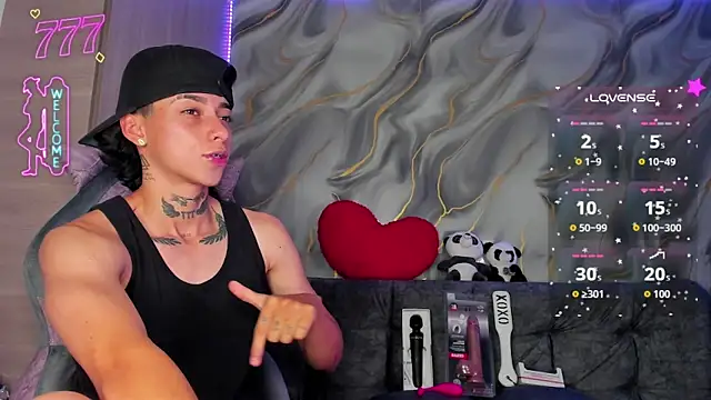 AmberAdams_ 现场XXX聊天