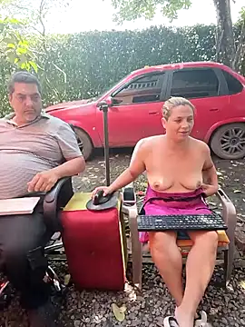 Pokazy przed kamerką – hotandfierylatinos2023