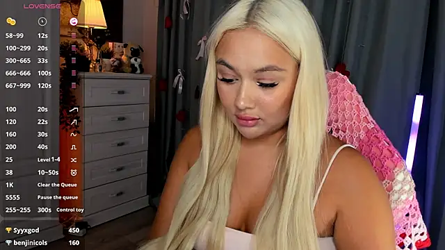 Živý XXX chat _Loneve__