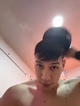 Živý XXX chat OliverWest04