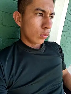 capri_escue webcam show