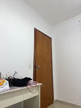 Chat +18 de sabrinaneves ao vivo