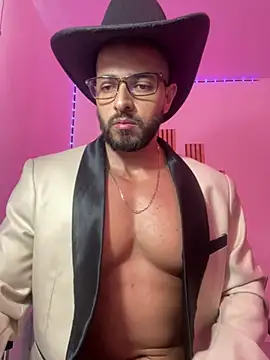 magnumchris 网络视讯表演