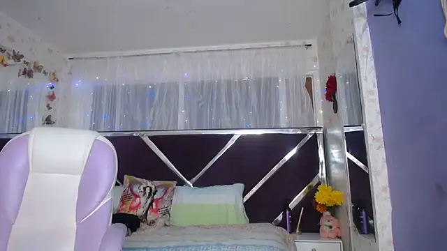 Santy_bigcock_01 在線直播表演