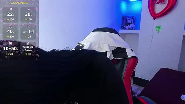 แชท XXX สดของ Anniee_x