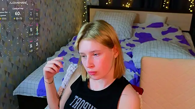 two_gerls_here – webcam-show