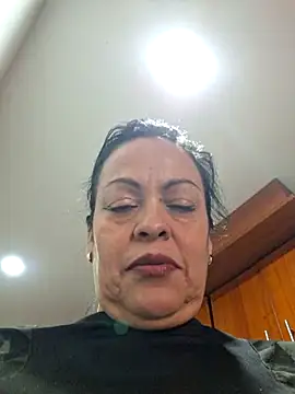 viviana-sexi webcam show