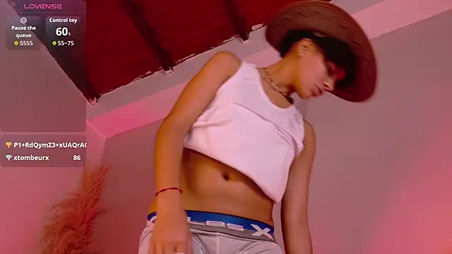 BeckaBlue Chat XXX live