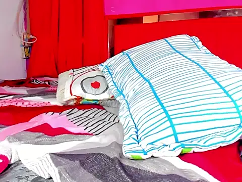 Webkamerová show luisahotsx