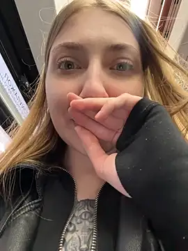 Sunny___Bunny 现场XXX聊天