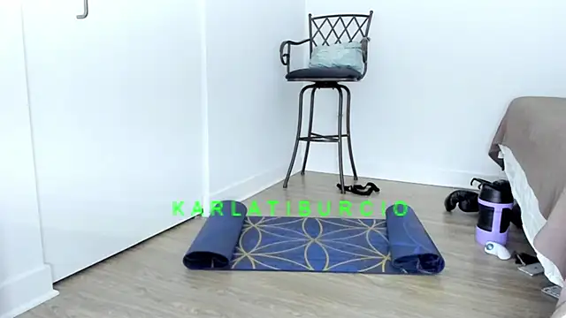 karlatiburcio's Live XXX Chat