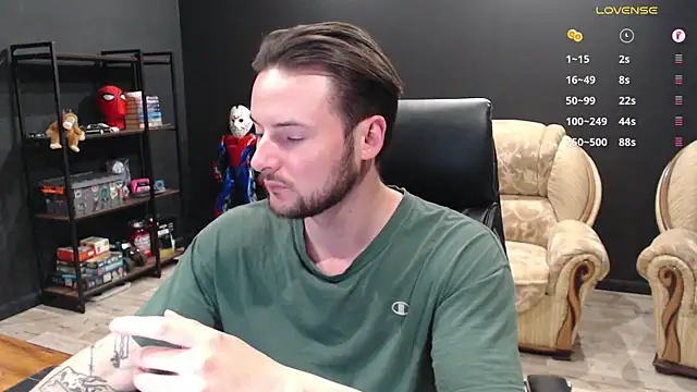 MihasikD élő XXX-chatje