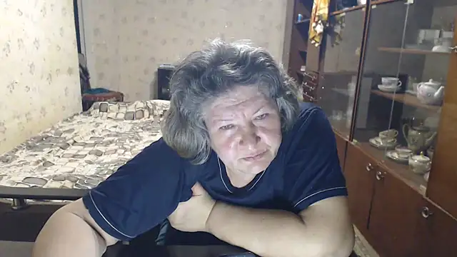 HotLusi Adlı Modelin Canlı XXX Sohbeti