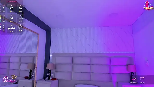 CarolineFyreのライブXXXチャット