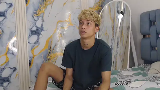 GOLD_BOYS 即時 XXX 聊天