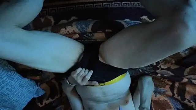 Pokazy przed kamerką – cumloverboyxx69