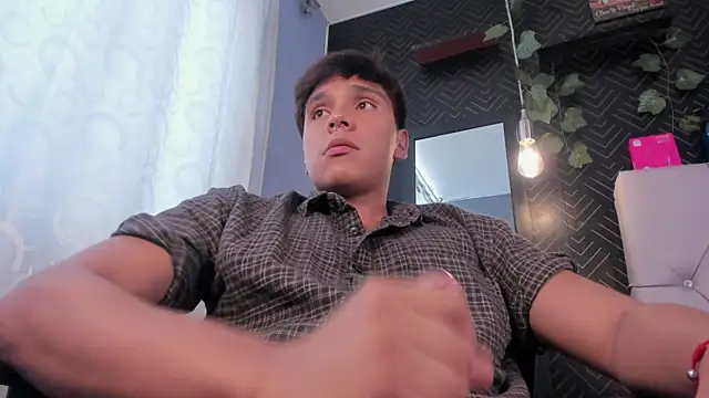 Thiago_Kozak 웹캠 쇼