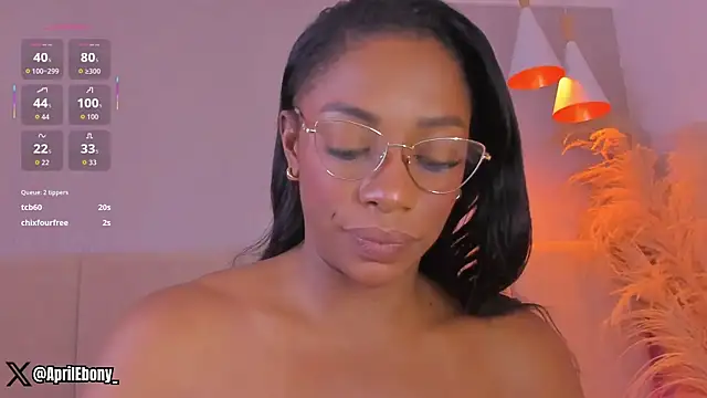 aprilebony_ Chat XXX in diretta