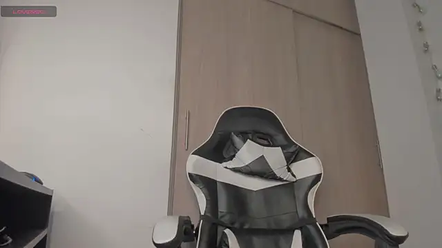 Axel__Blaze Live XXX-chat