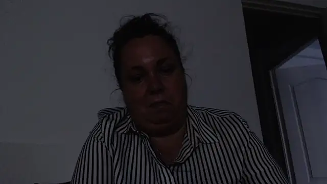 WendyRhoades élő XXX-chatje