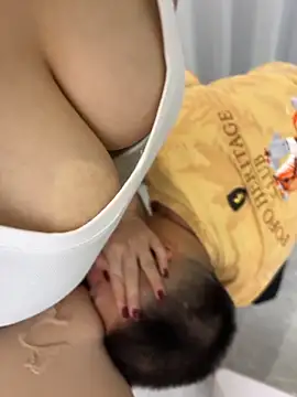 Pertunjukan Kamera Web qwe522522