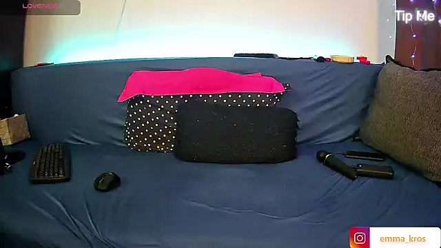 EmmaKrosss webkamerás műsora