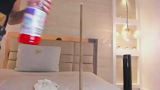 chloe_murray – Live XXX-chat