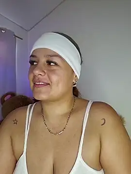 Chat XXX en directo de Foxylisaflores