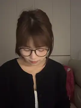 Nana-3 라이브 XXX 채팅