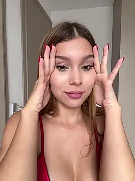 Chat XXX en directo de Nikii__