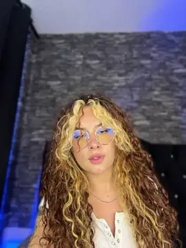 Amber-fire: онлайн-секс-чат