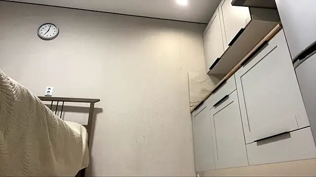 Pokazy przed kamerką – honeydroop