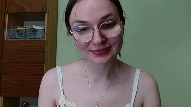 LooveELLYx Chat XXX live