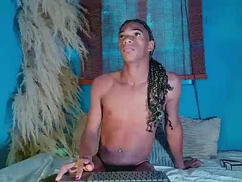 Raven_kiss' Webcam Show