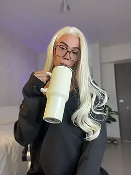 miss_tatiana_ Show in webcam