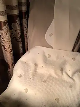 Lydia-a 现场XXX聊天