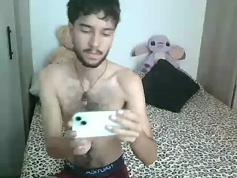 Živý XXX chat Adrien_polo