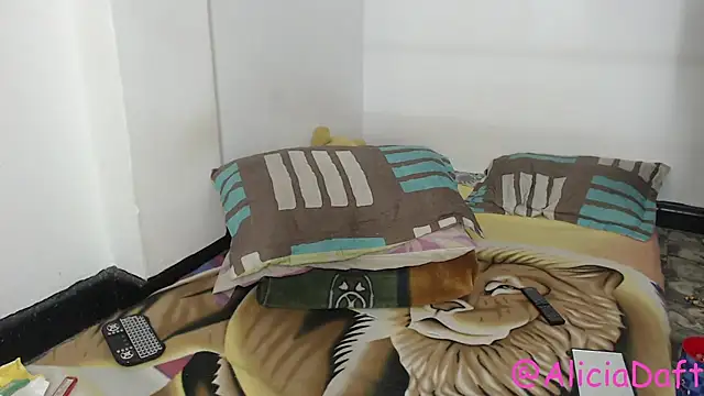 دردشة Smoke_trip_Alicia الجنسية المباشرة