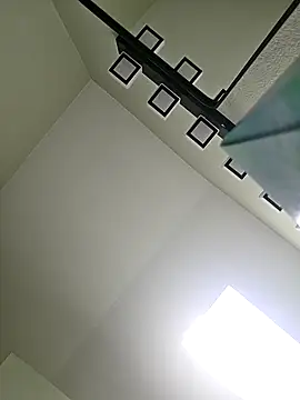 julimonroe's Webcam Show