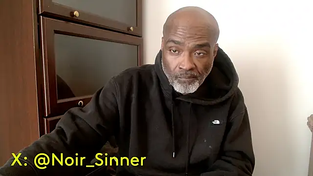 Онлайн чат XXX sinnernoir